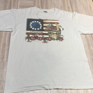 Size L T Shirt Lorie Korsgaden Graphic Print Apples Flag Country Theme Americana